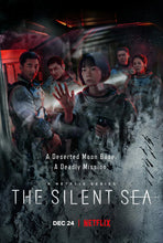 Cargar imagen en el visor de la galería, Poster Serie The Silent Sea (tv)